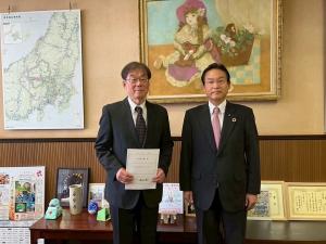 5日20日安中市教育委員辞令交付式