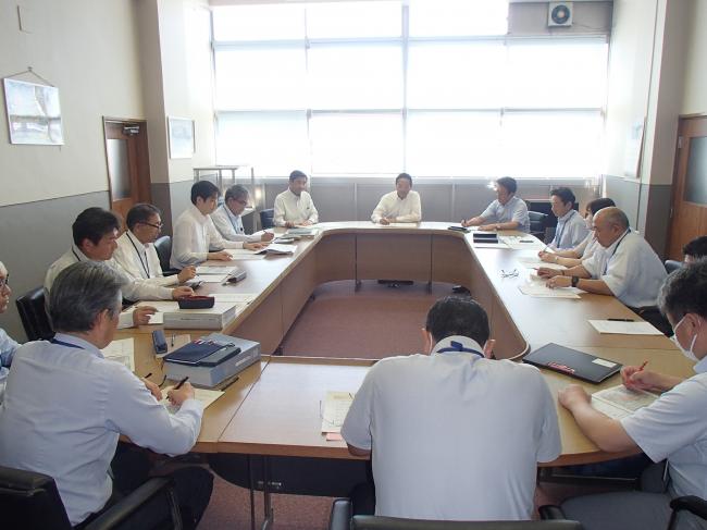 本部会議の様子2