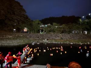 8月16日磯部温泉祭り灯籠流し3