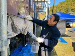 11月15日静態保存車両　塗装・清掃体験3
