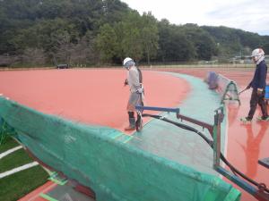 スプレーエンボス工法