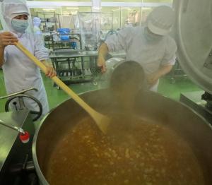 カレールーを入れる