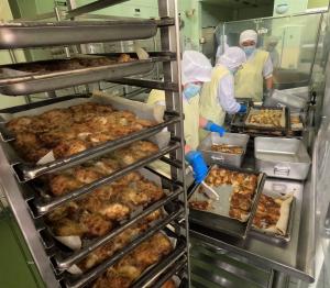 ホキの香草焼きが焼けた