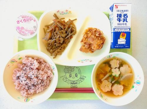 3月12日の中学校の給食
