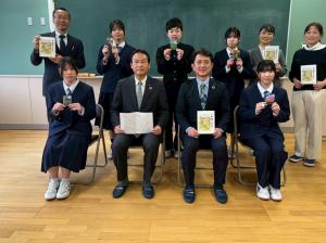 3月3日安中市立松井田中　美術部