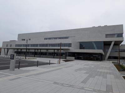 新庁舎外観写真