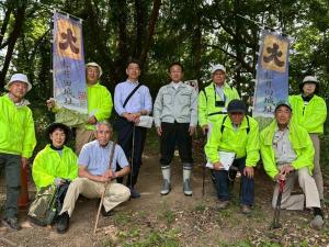 5月19日小田原市・加藤市長が松井田城址を視察2