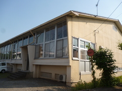 東横野体育館の画像