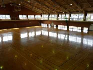 松井田体育館の画像
