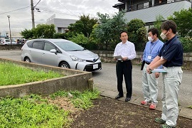 市道整備要望2カ所と河川災害現場を視察