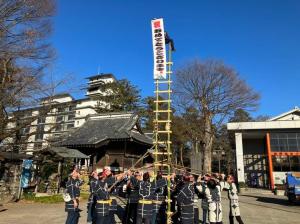 1月5日新春梯子乗り.jpg