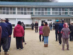 2月25日岩野谷地区三世代交流グラウンドゴルフ大会.jpg