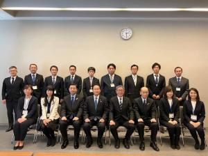 2月26日令和5年度安中市職員表彰式.jpg